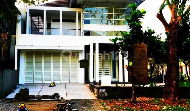 Rumah hook diamond hill citraland surabaya dekat fasum