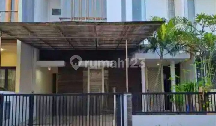 Rumah di Pakuwon City, Dekat Sukolilo Kenjeran Keputih Surabaya