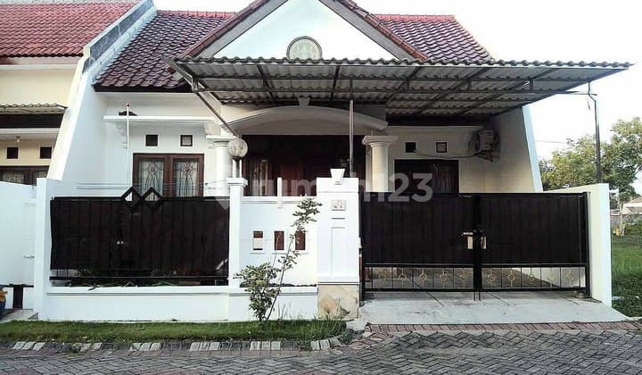 Rumah di Graha Sampurna Wiyung Surabaya, Royal Residence Babata