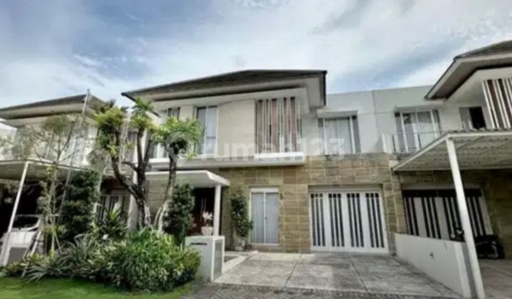 Rumah Royal Residence Wiyung Surabaya, Dekat Babatan Gunungsari