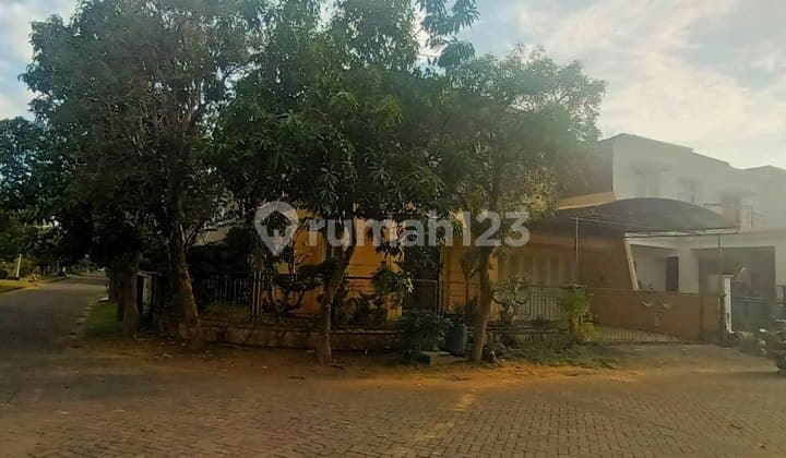 Rumah wisata bukit mas, wiyung surabaya dekat royal residence