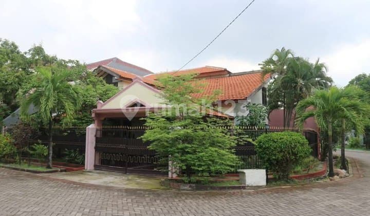Turun Harga Lagi! Rumah Hook Gayung Kebonsari Surabaya Shm