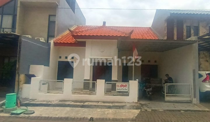 For Sale: Puri Surya Jaya Cluster Nagoya House in Sidoarjo