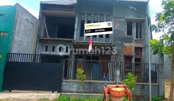 Rumah Pagesangan Baru Tinggal Finishing Jambangan Surabaya