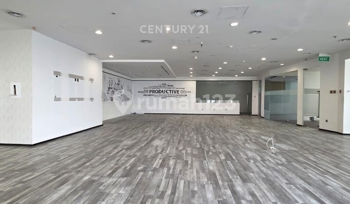 Rent Office APL Tower Central Park Unfurnished Condition Neatly Fitted Out