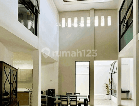 Dijual Rumah Strategis Pinggir Jalan Bintaro Jaya Sektor 2