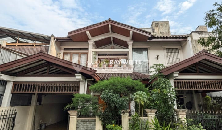 Houses Near MRT Can Serve as Residences, Boarding Houses & Offices