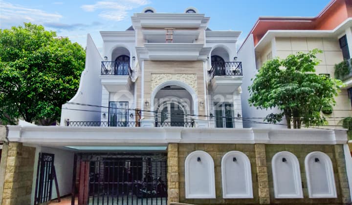 Rumah Mewah Cilandak Brand New, Dekat One Bell Park