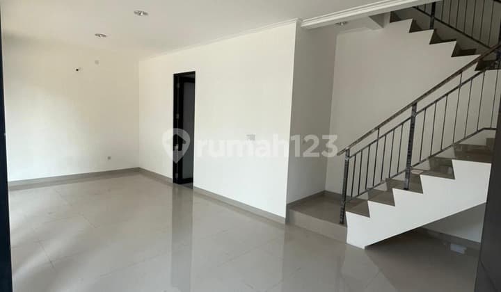 Disewa Rumah PIK 2 Milenial City uk. 8x10m2 Kosongan (SIAP HUNI !!)