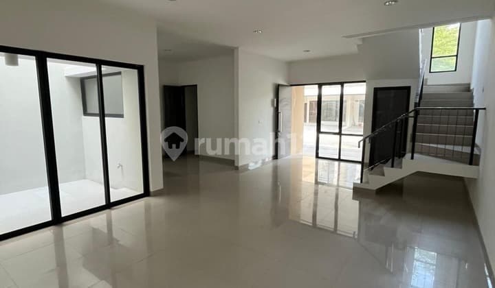 Disewa Rumah PIK 2 Milenial City uk. 8x15m2 Kosongan (SIAP HUNI !!)