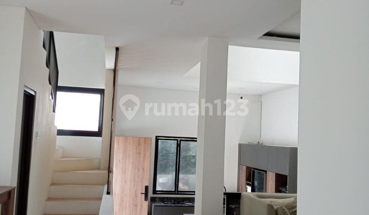 Rumah Villa Suasana Asri Bojong Koneng Atas Kota Bandung