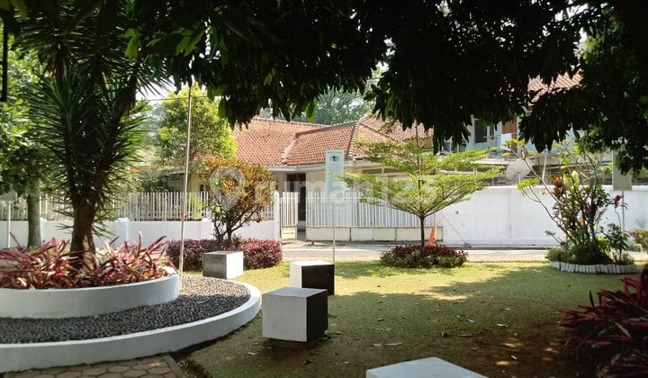 Dijual Rumah Bergaya Vintage di Sayap Cipaganti Pasteur Otten Int