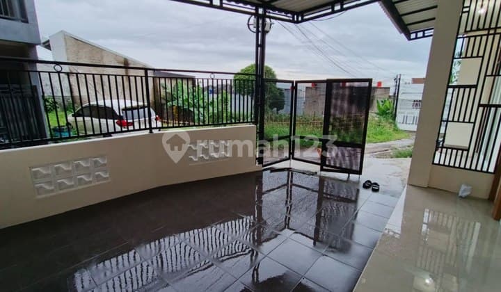 Dijual Rumah 2 Lantai Siap Huni di Cibogo Cihanjuang Int