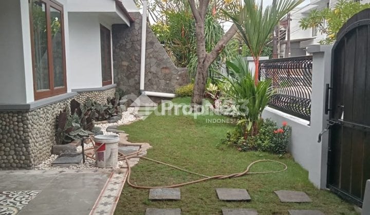 TURUN HARGA Rumah cantik Pondok Nirwana dekat MERR sudah renovasi