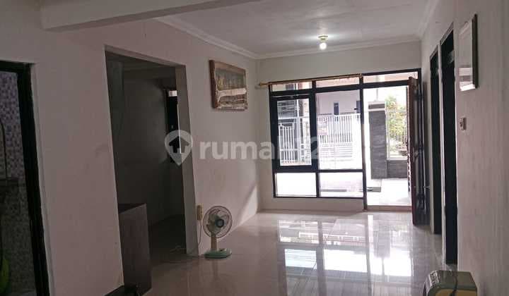 Rumah 1 Lantai Tengah Kota, Seberang Pondok Mutiara