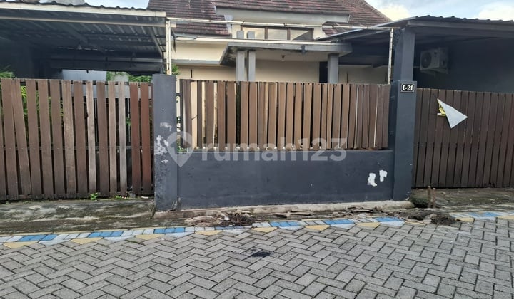 Rumah 1 Lantai Siap Huni, Dekat Pasar Kemiri