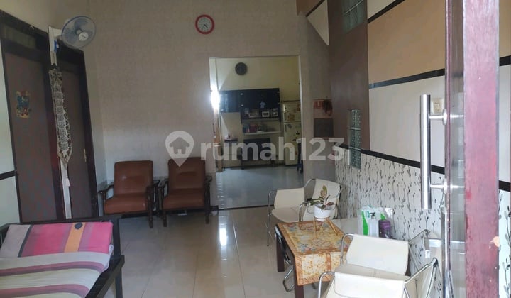 For Quick Sale, a 2-story house in Pondok Jati ready to occupy.