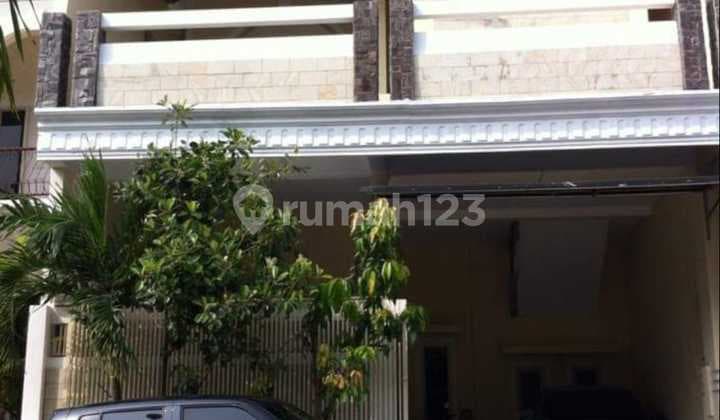 Rumah 2 lantai Tengah Kota, sebelah Taman Pinang