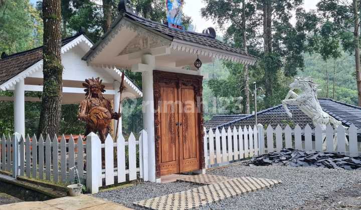 Villa Mewah Dengan View Hutan Pinus Hunian Nyaman Dan Aman Di Kelola Salim Group Cocok Untuk Istirahat Dan Investasi.