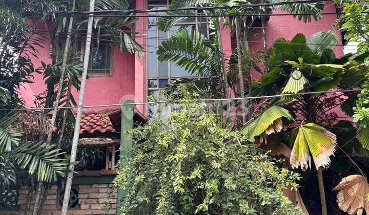 Rumah Dijual 2 Lt Daerah Cinere Dekat Pusat Perbelanjaan