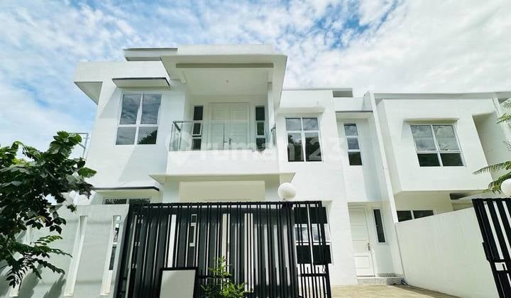 Rumah Modern Minimalis Di Cinere Dekat Toll Brigif
