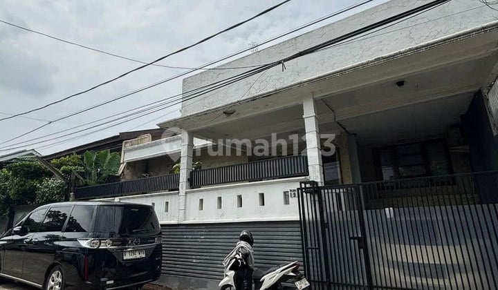 Rumah Luas Dalam Komplek Cinere Dekat Dengan Pintu Toll