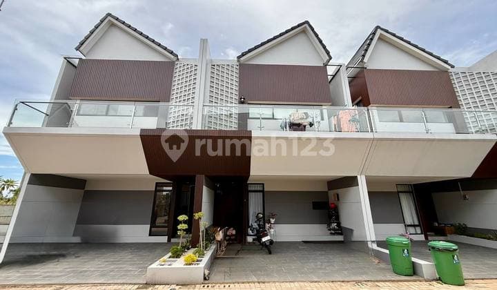 Rumah Modern Dalam Private Cluster Di Pondok Cabe