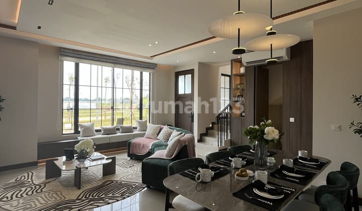 RUMAH LUAS DAN MEWAH DI BSD DENGAN CLUBHOUSE TERBAIK