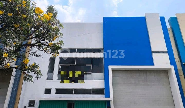 Disewakan Gudang Strategis Di Bizpark Pulogadung, Cocok Untuk Logistik, Distribusi, Workshop, Atau Penyimpanan Barang Dengan Fasilitas Kantor 2 Lantai