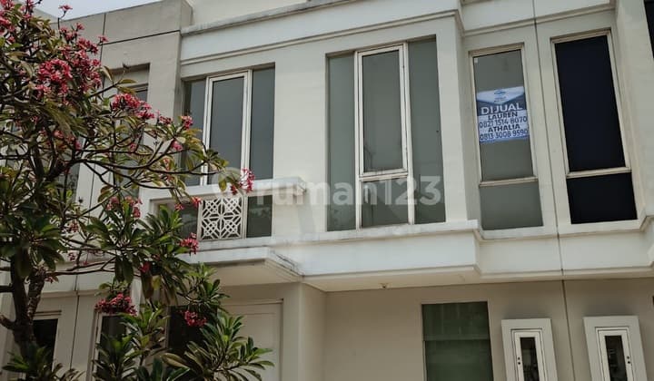 Rumah 2 Lantai Grand Pakuwon Tandes Murah 1.25 M Dekat Margomulyo