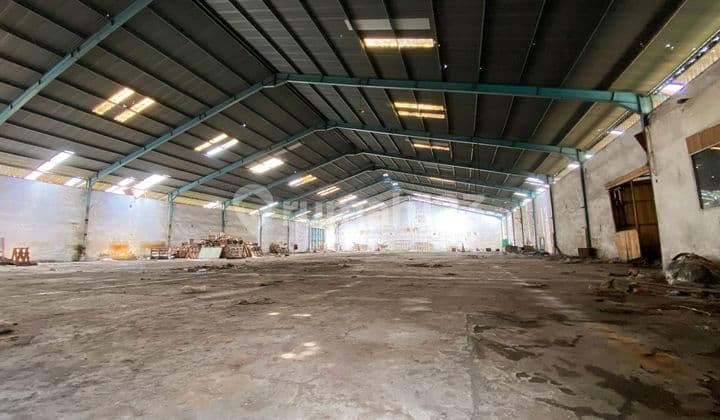 Gudang Ex Pabrik Di Pasuruan Murah 2.5jt/m2 Akses Kontainer 40"