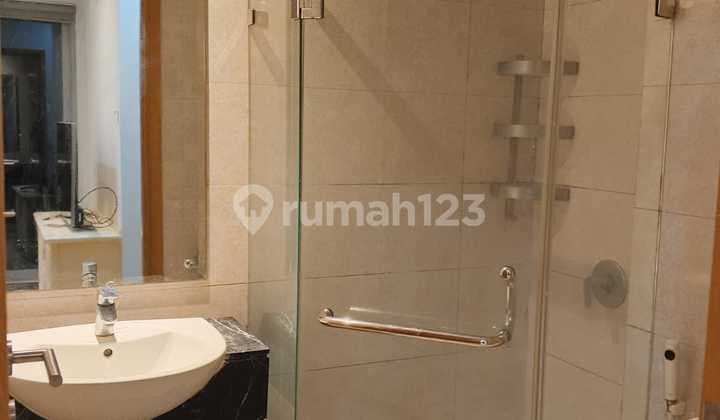 Furnished Emerald Apartment with 2 Bedrooms