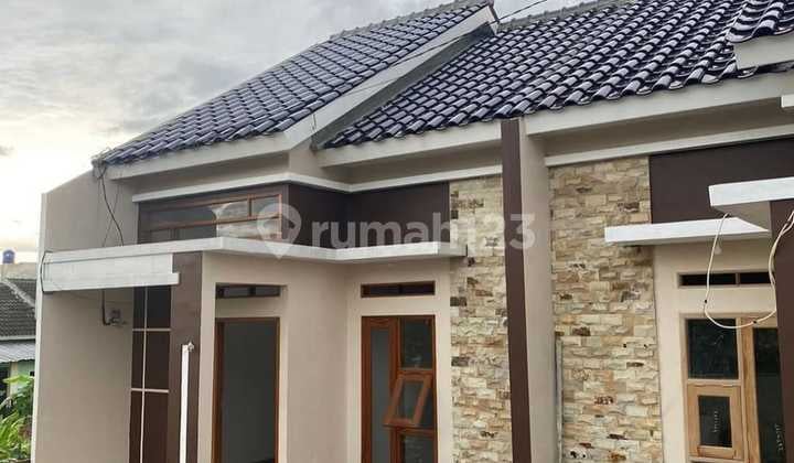 Di Jual Rumah Siap Huni Dekat Stasiun Citayam