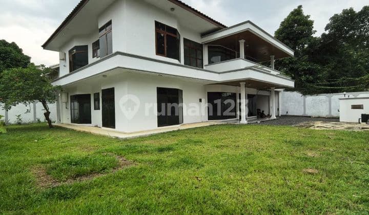 Rumah 2 Lantai di Bangka, Jakarta Selatan.