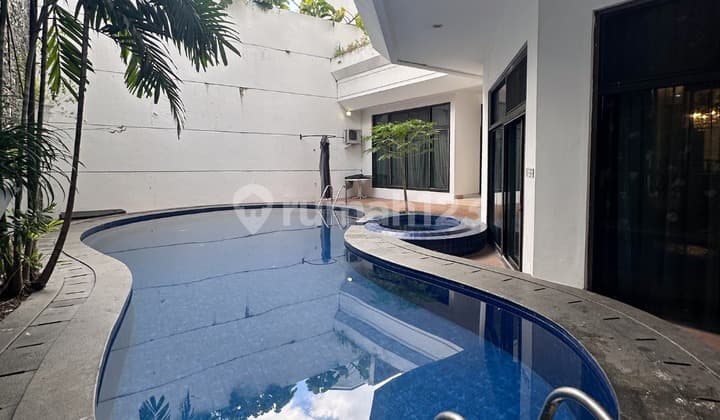 Nice House in Mega Kuningan, South Jakarta