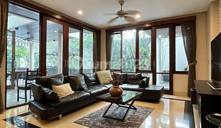 Rumah Bagus Full Furnished di Kebayoran Lama, Jakarta Selatan