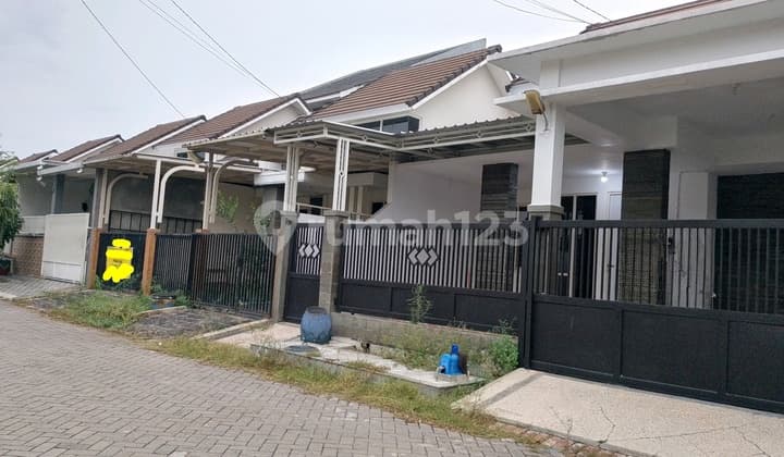 DIKONTRAKAN RUMAH PONDK JATI EXIT TOLL SIDOARJO