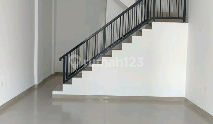 Disewakan Ruko Raya Darmo Baru Barat