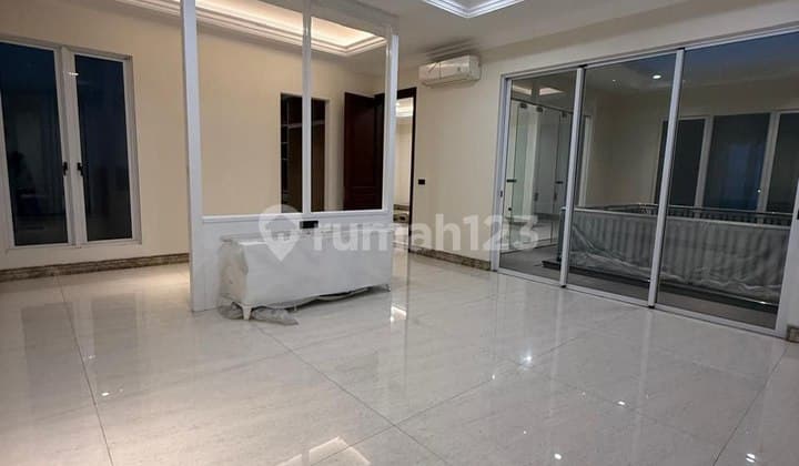 Graha Famili Surabaya