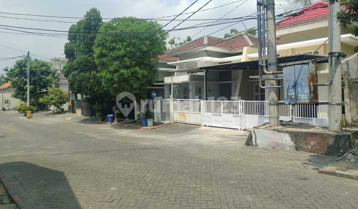 Menteng Regency Gresik