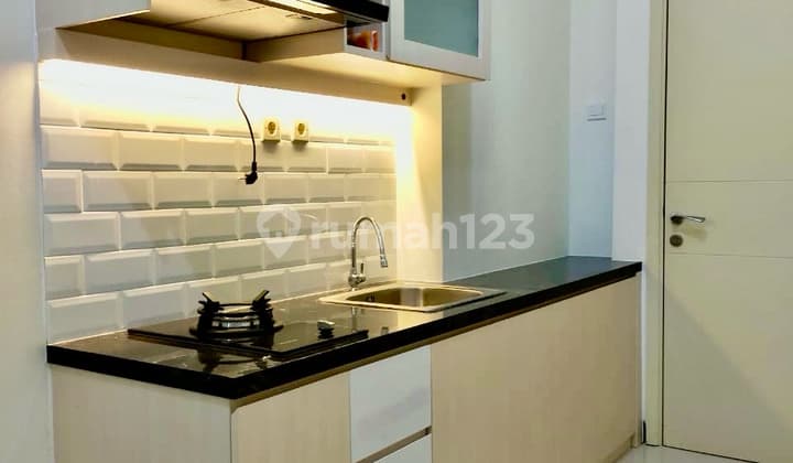 Available for Rent: Amor Studio Apartment, 38th Floor, Furnished, Pakuwon City Mall