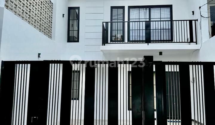 Jual Sewa Rumah Green Mansion Regency 3Kt 2Lt Dkt Darmo Permai Manukan