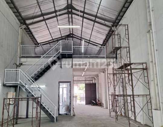 For Sale/For Rent 2-Story Warehouse Ready for Use Raya Gilang Sepanjang