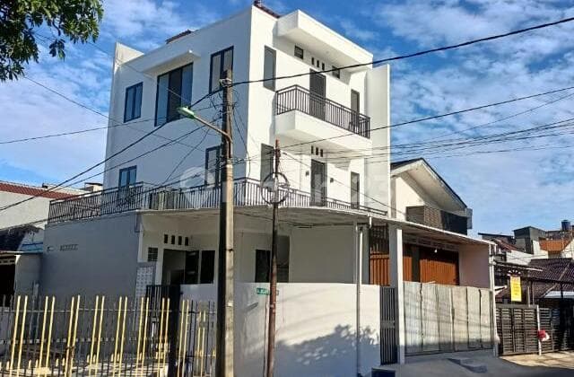 Cheap !! New Building 16-Room Boarding House and Shop Space