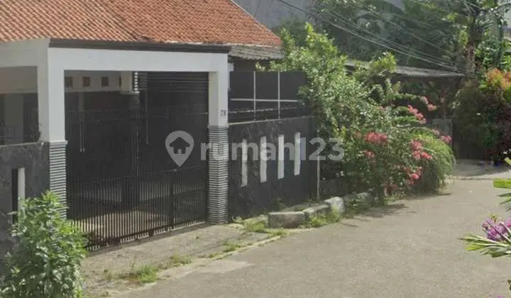 Murah !! DIJUAL RUMAH DI KELAPA GADING STRATEGIS 1 LANTAI SUDAH DI RENOVASI