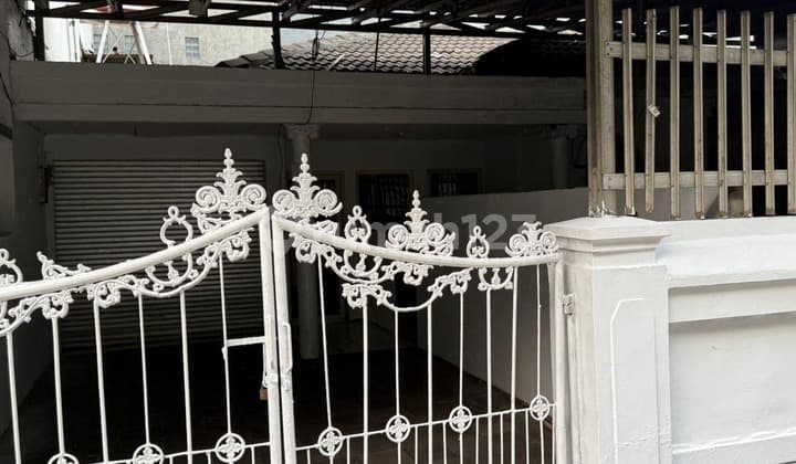 Murah !! Dijual Rumah 1 Lantai Luas Rumah Lama Masih Layak Huni