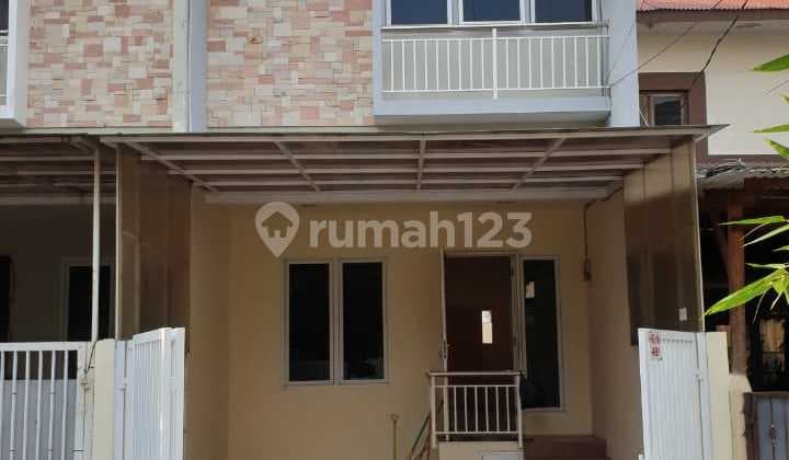 Cheap !! FOR SALE 2-STORY HOUSE ALREADY HIGHER FROM THE ROAD IN GADING GRIYA LESTARI