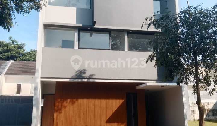 Dijual Rumah Modern Minimalis Siap Huni di The Green, Bsd