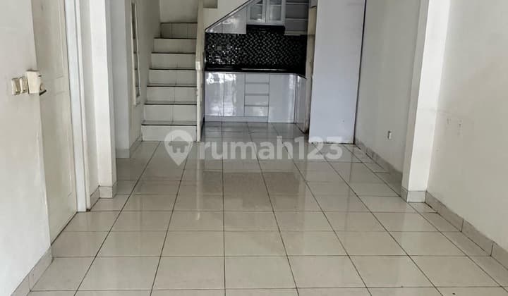 Beautiful Ready-to-Occupy House for Sale in Legenda Wisata