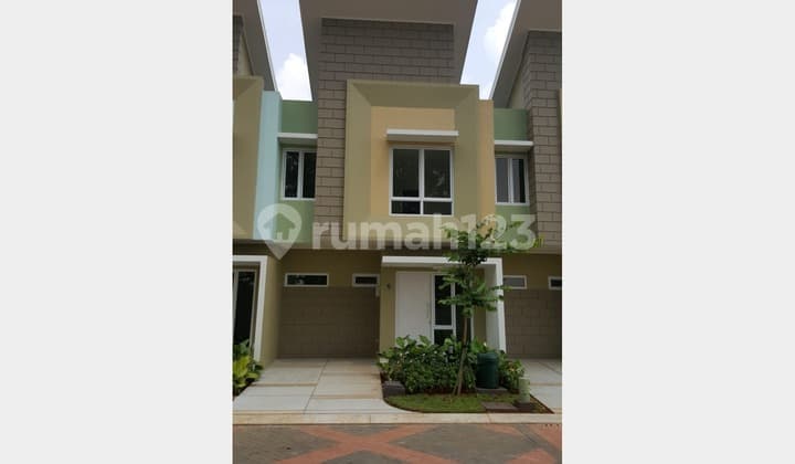 Dijual Rumah Siap Huni di Arcadia Village Gading Serpong